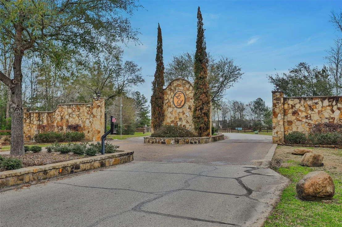 Photo of 14701 Topaz Court