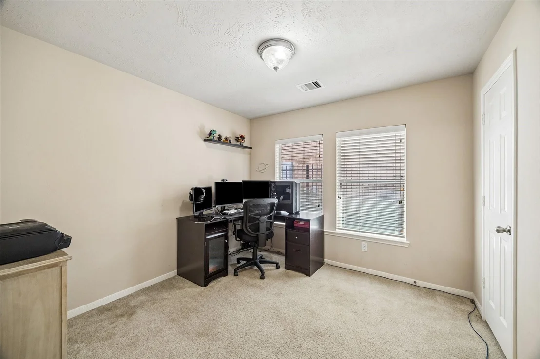 Photo of 4527 Kenya Manor