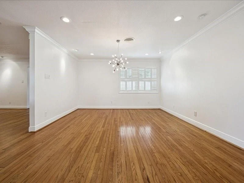 Photo of 6230 Shadow Crest Street
