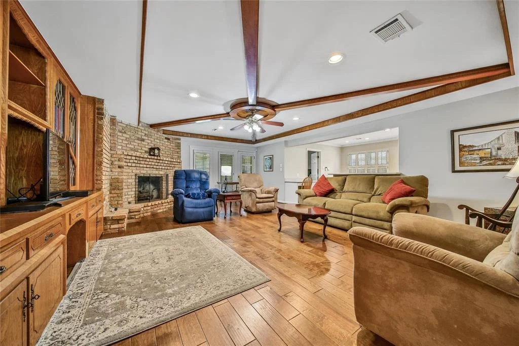 Photo of 1115 Thornton Road