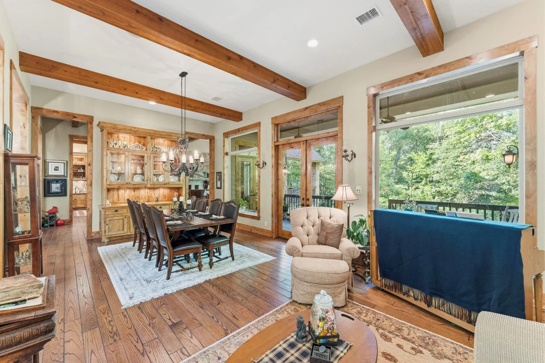 Photo of 6148 Waltons Point