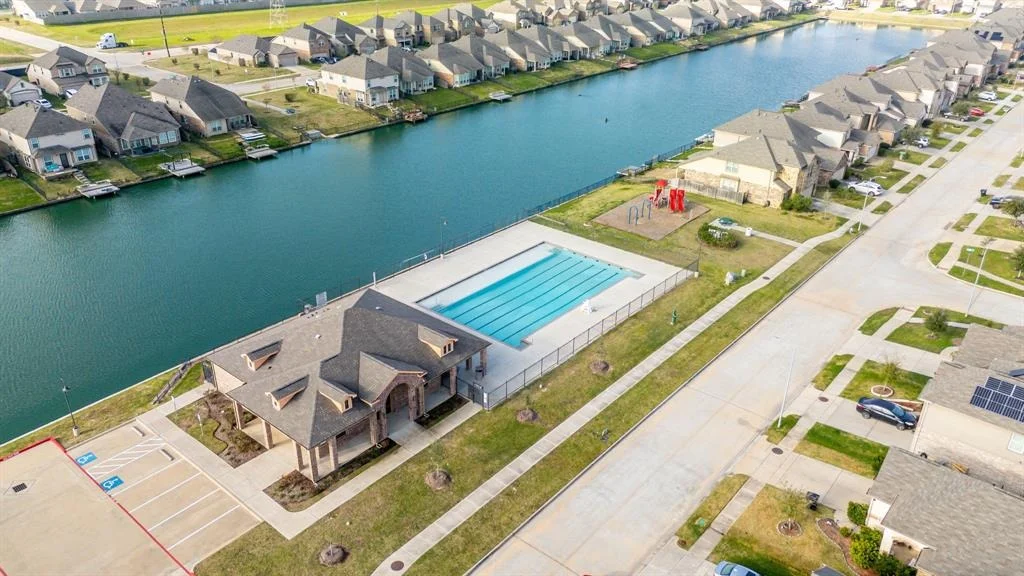 Photo of 24730 Bastiani Canvas Lane