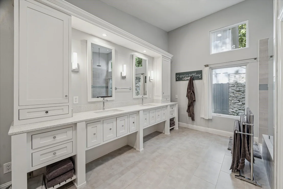 Photo of 2835 W Wildwind Circle