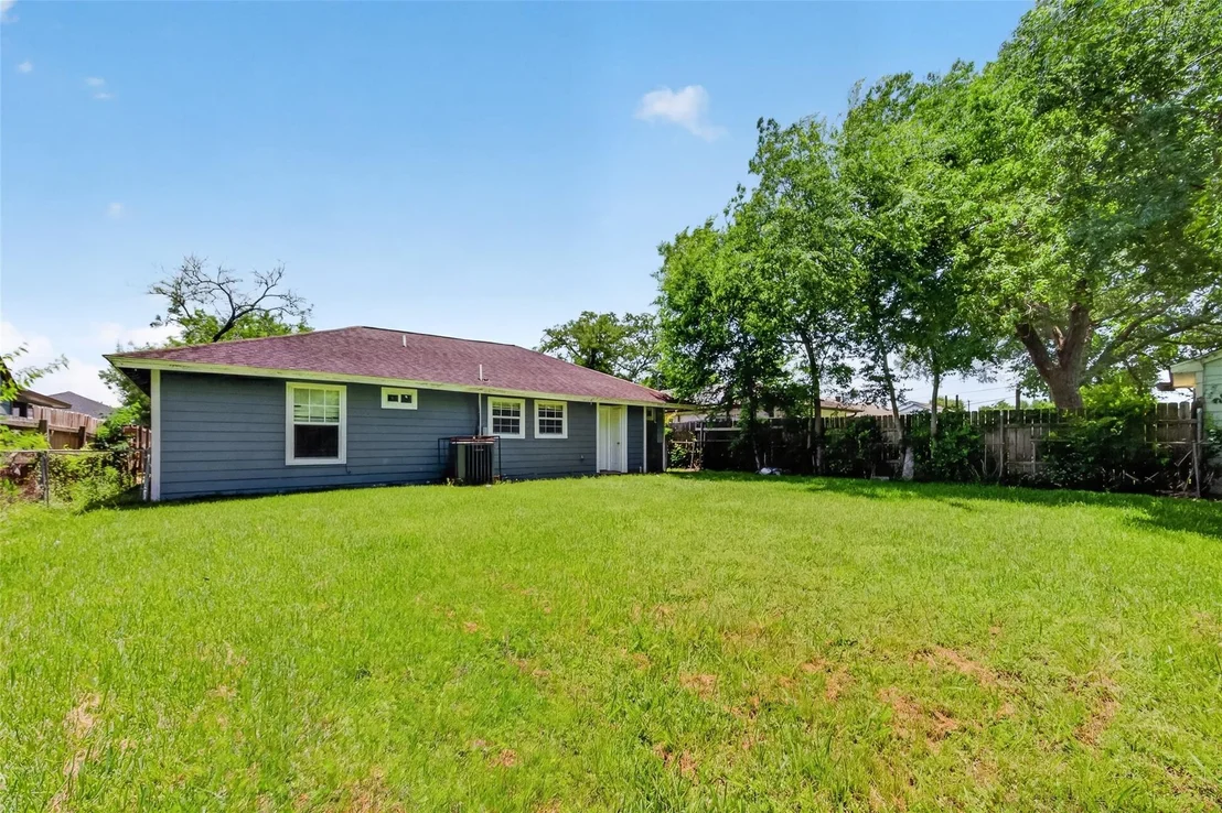 Photo of 3031 Groton Drive