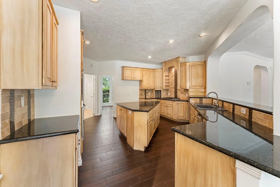 Photo of 13276 Brookfield Lane