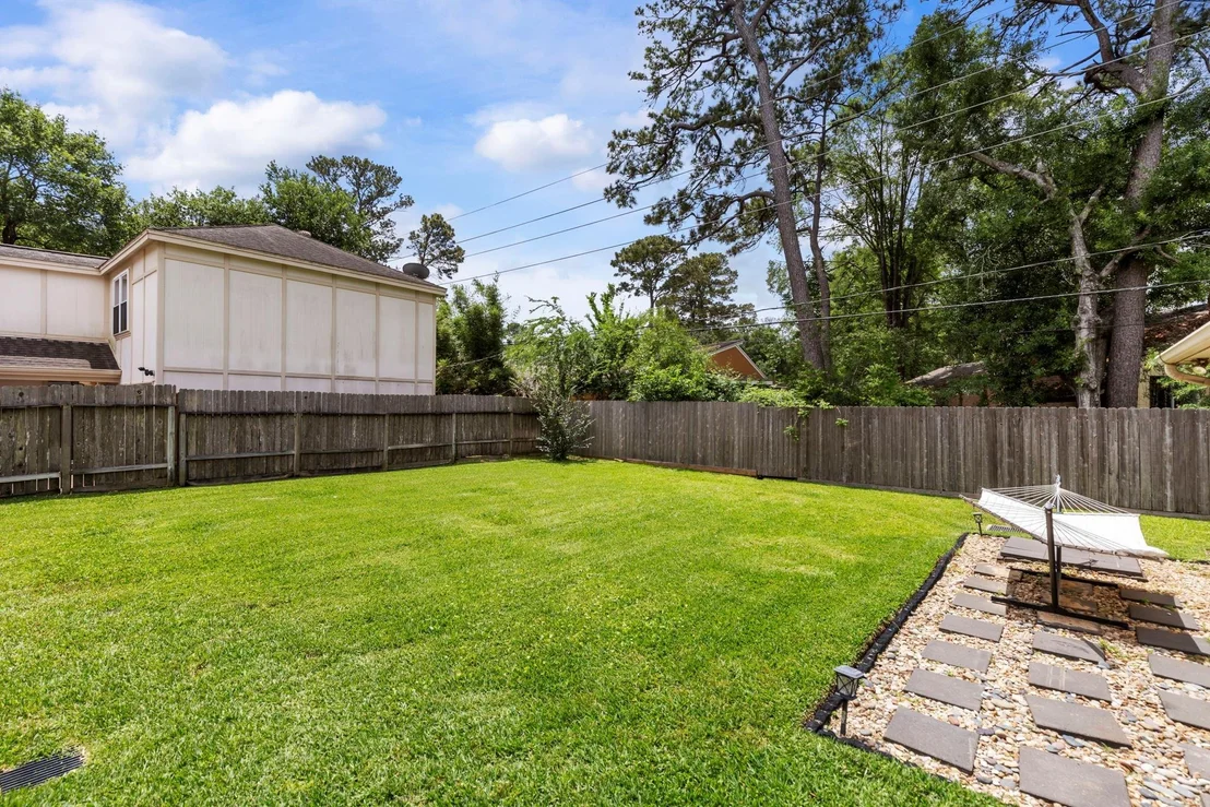 Photo of 15619 Pebble Bend Drive