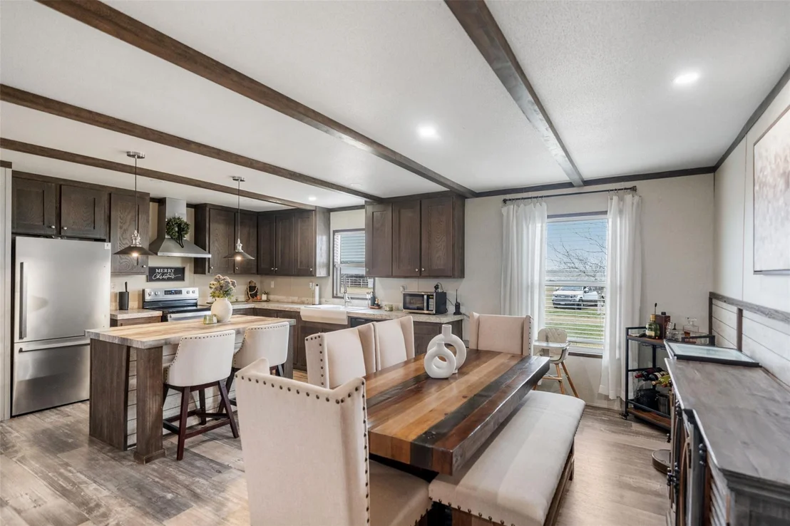 Photo of 1722 County Road 248