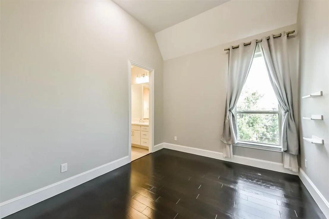 Photo of 21103 Falling Dawn Drive