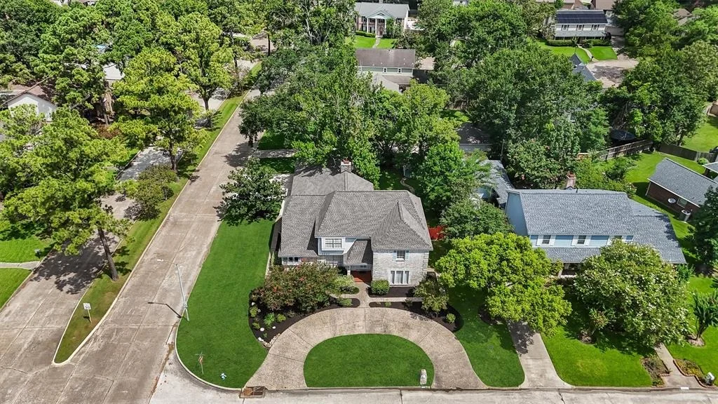 Photo of 8003 Hurst Forest Drive