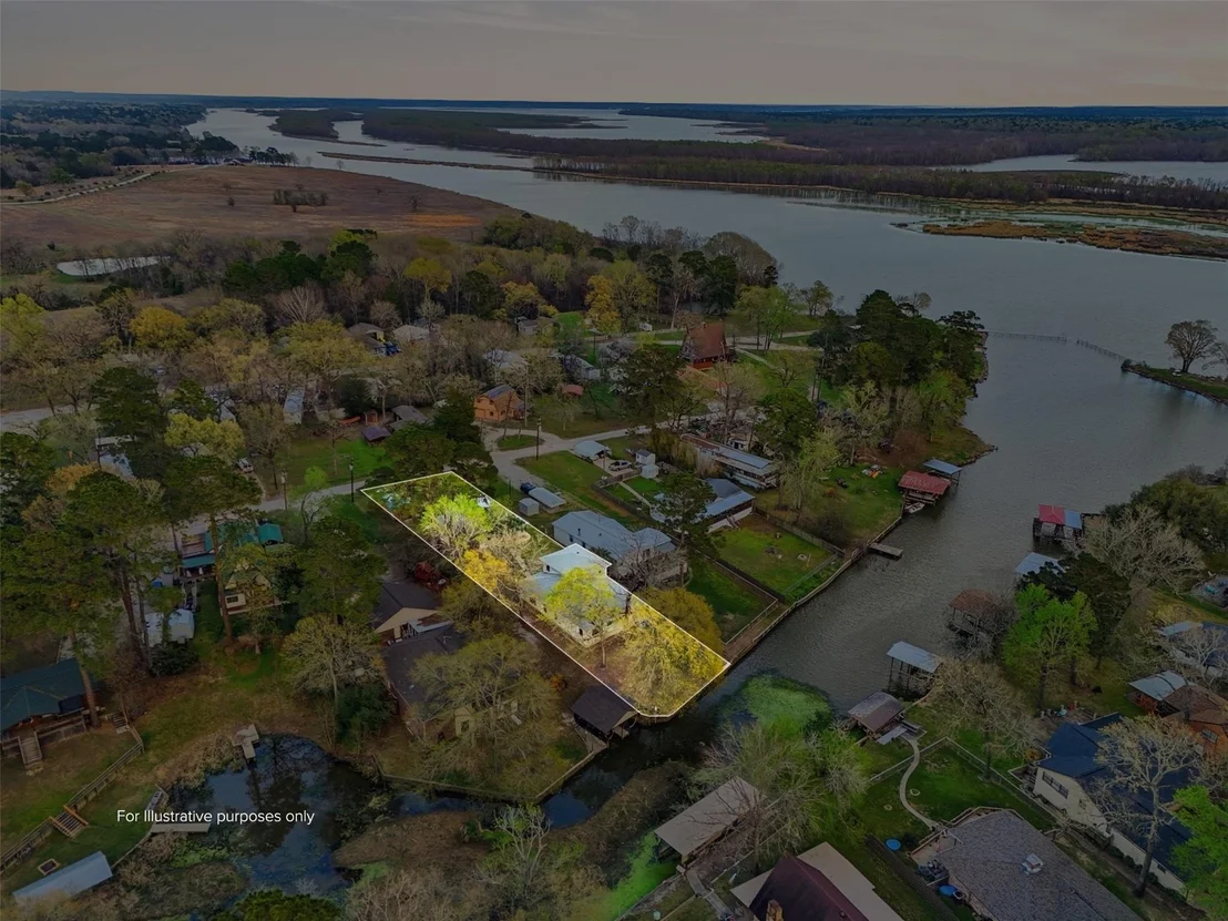 Photo of 200 Cove View Drive