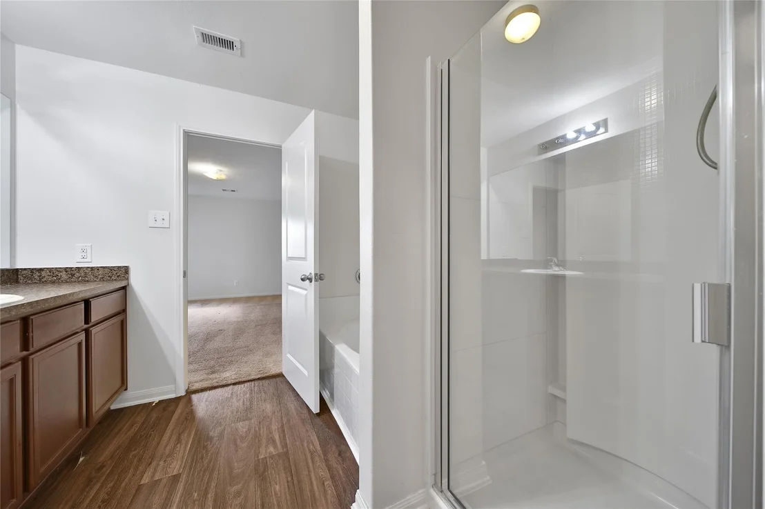 Photo of 2524 Watersail Drive