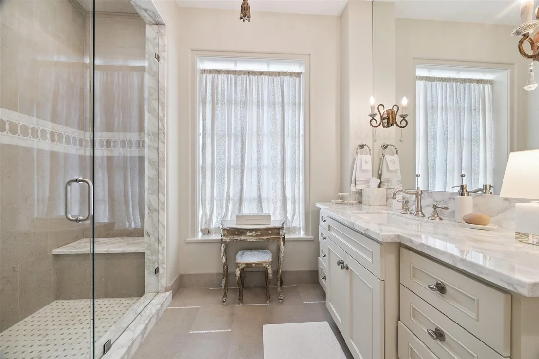 Photo of 5555 Cranbrook Road