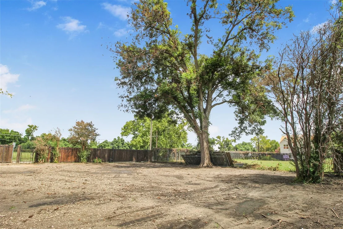 Photo of 5015 Elysian Street