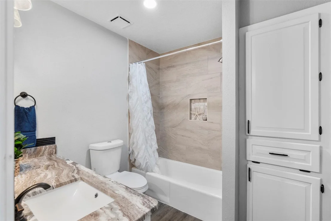 Photo of 6516 Mcginnes Road