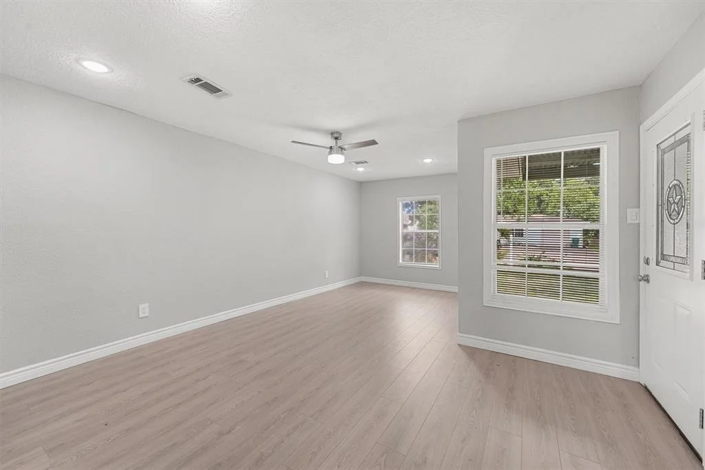 Photo of 2323 Marshall Street