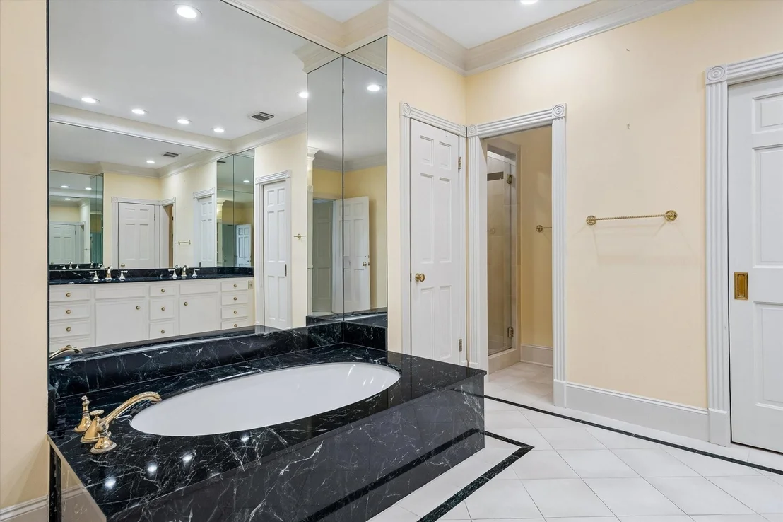 Photo of 1 Pine Briar Circle