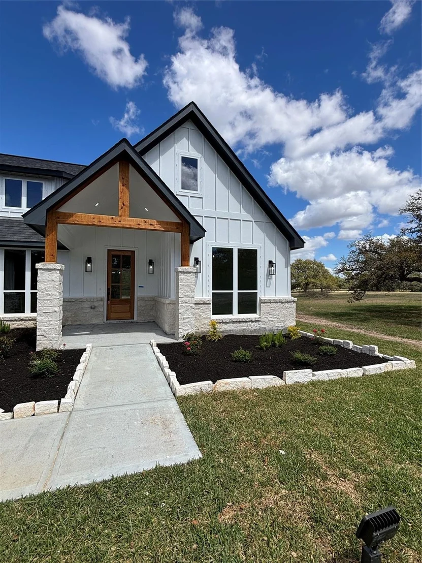 Photo of 45 Center Tree Drive