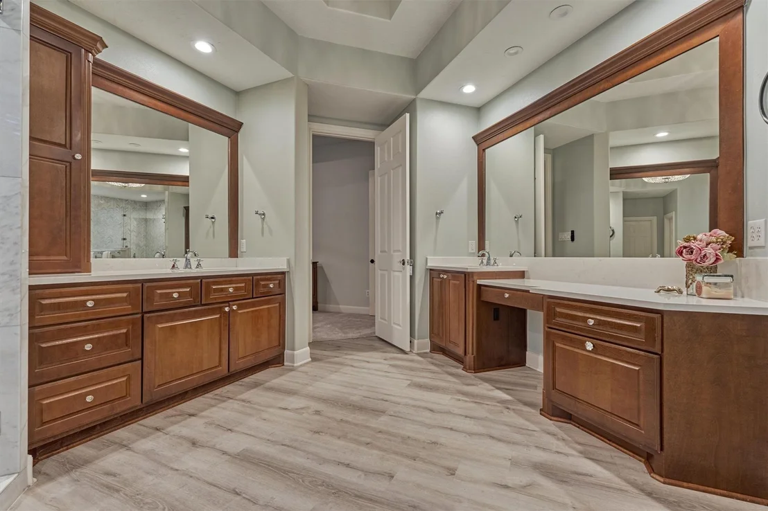 Photo of 3910 Waterbend Cove