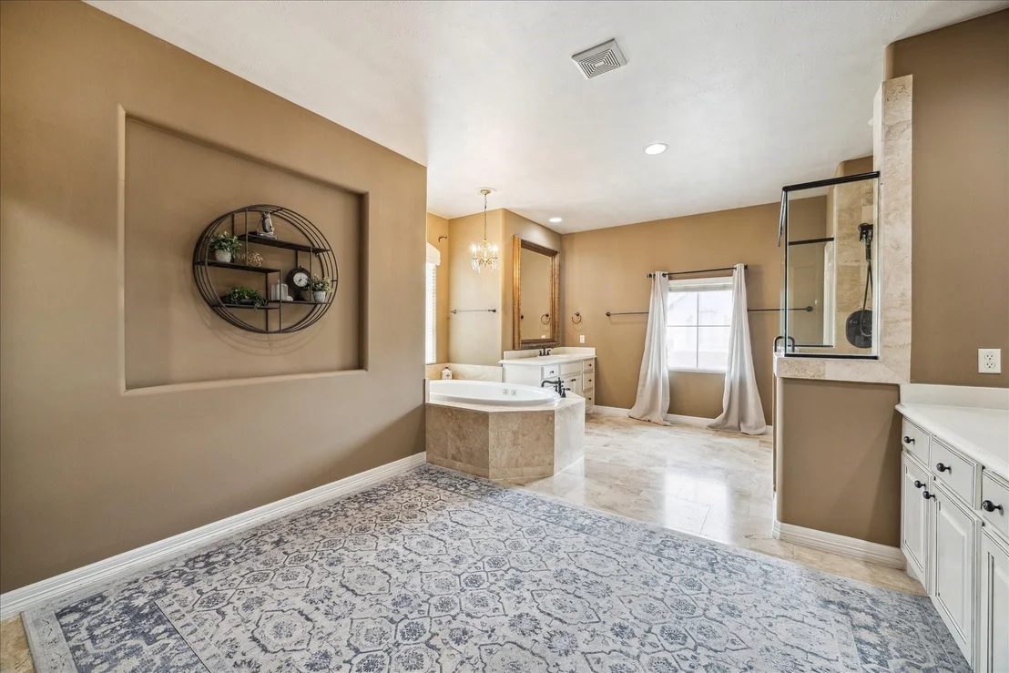 Photo of 2727 Stuart Manor