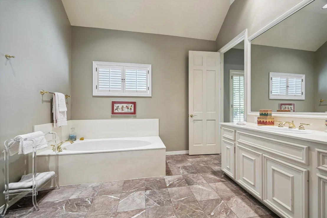 Photo of 2514 Westgate Drive
