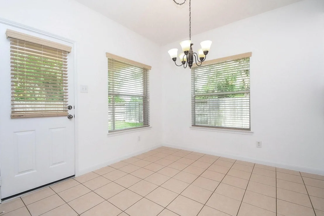 Photo of 6927 Round Rose Court