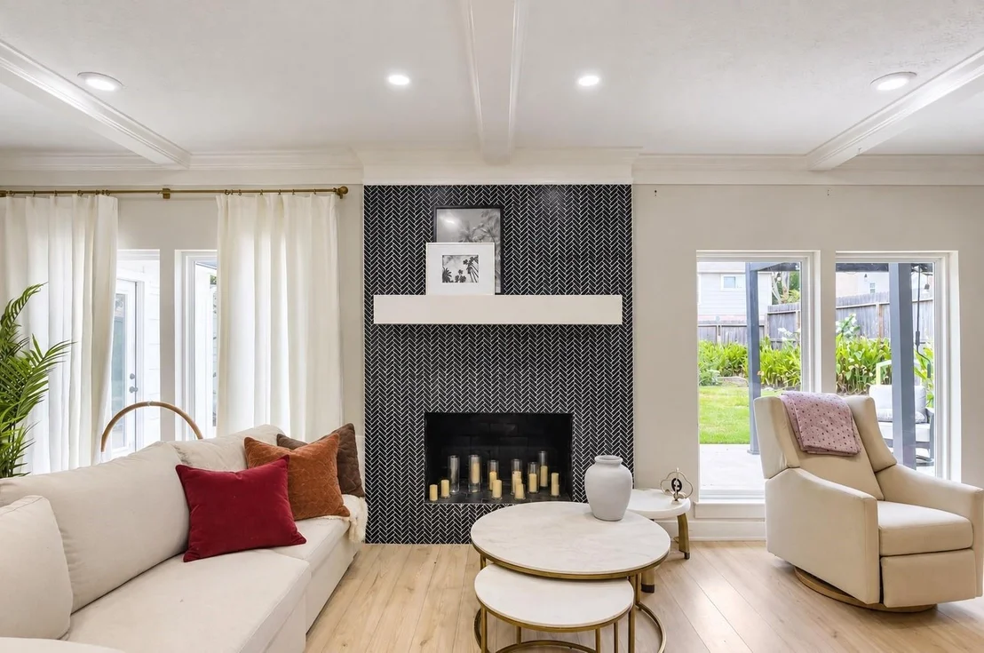 Photo of 1022 Crossroads Drive