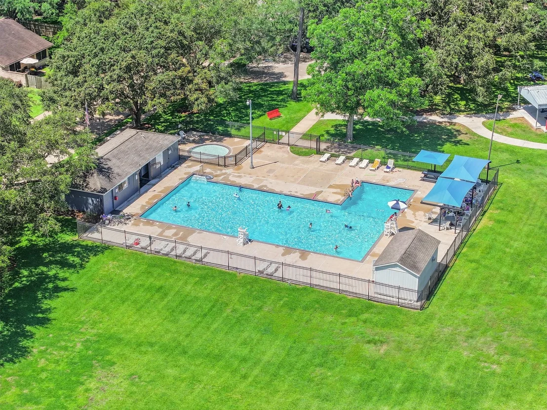 Photo of 502 Dawn Drive
