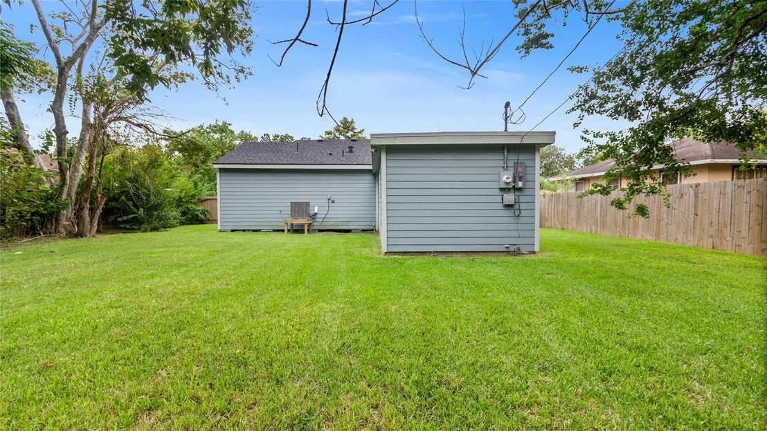 Photo of 508 Azalea Drive