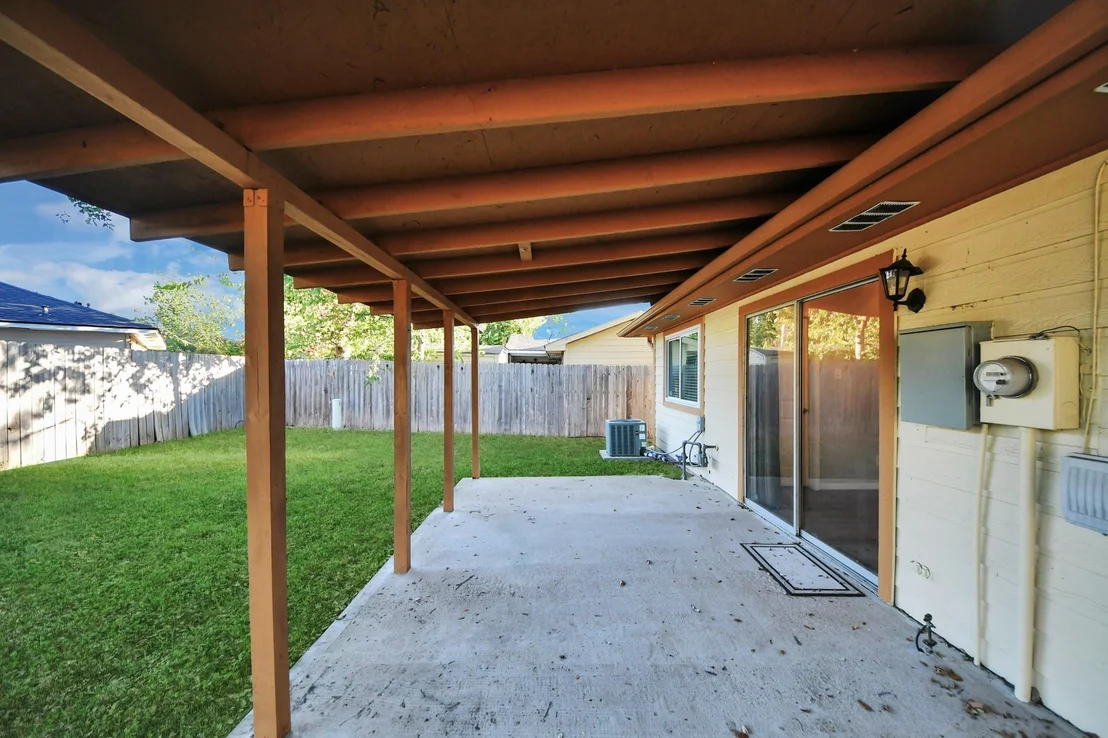 Photo of 6715 Bluebottle Lane