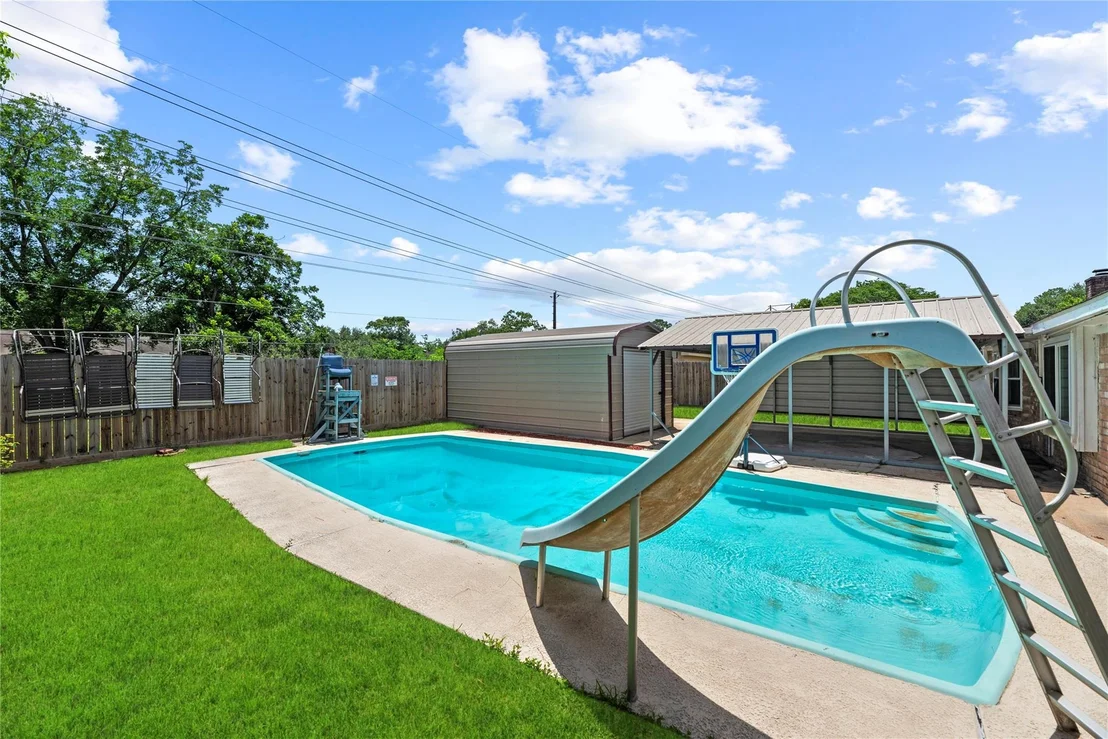 Photo of 12211 Pine Knoll Drive