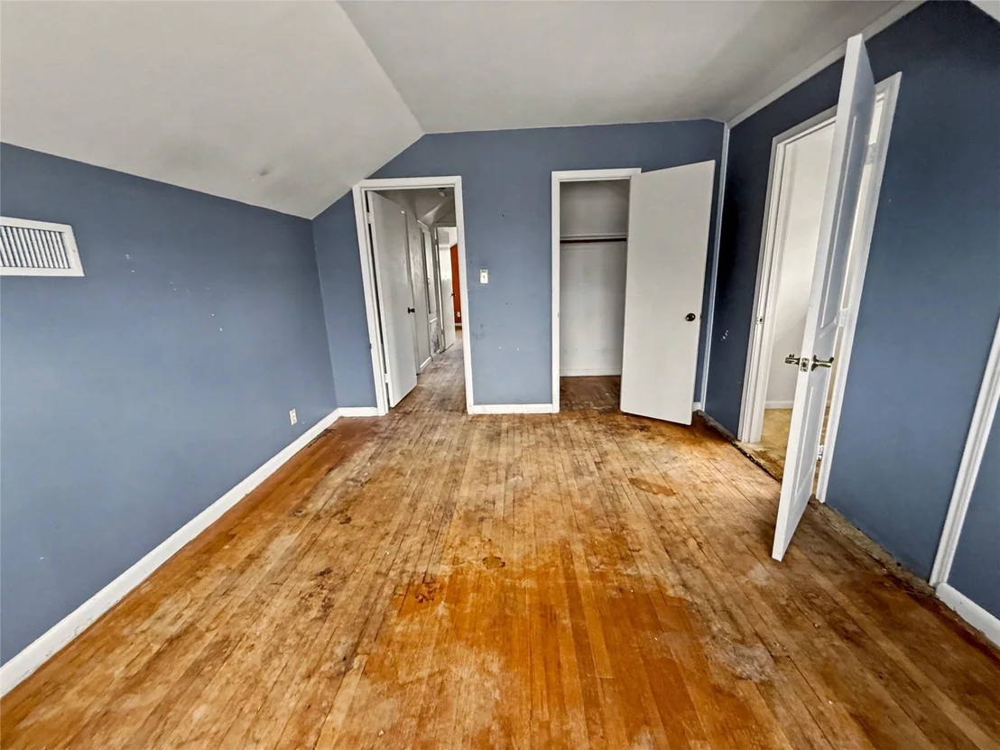Photo of 613 Center Way Street
