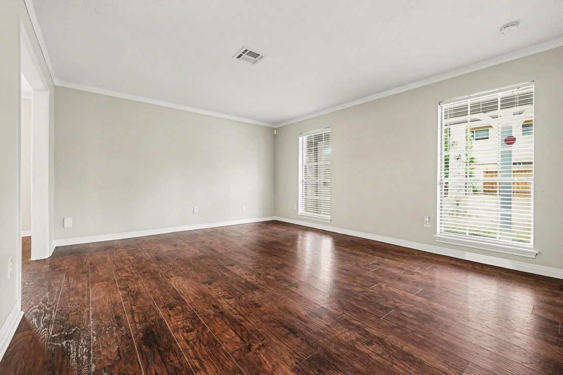 Photo of 107 Carriage Lane