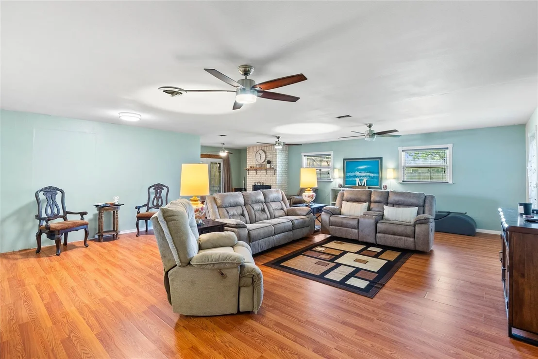 Photo of 168 Sunset