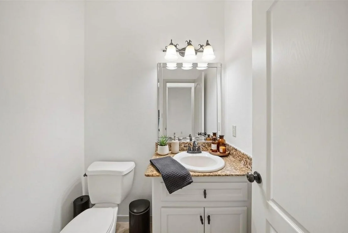 Photo of 214 Lake View Circle