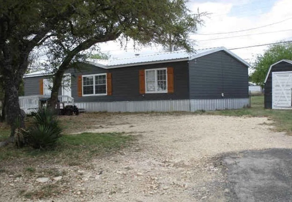 Photo of 105 Oak Ridge Drive