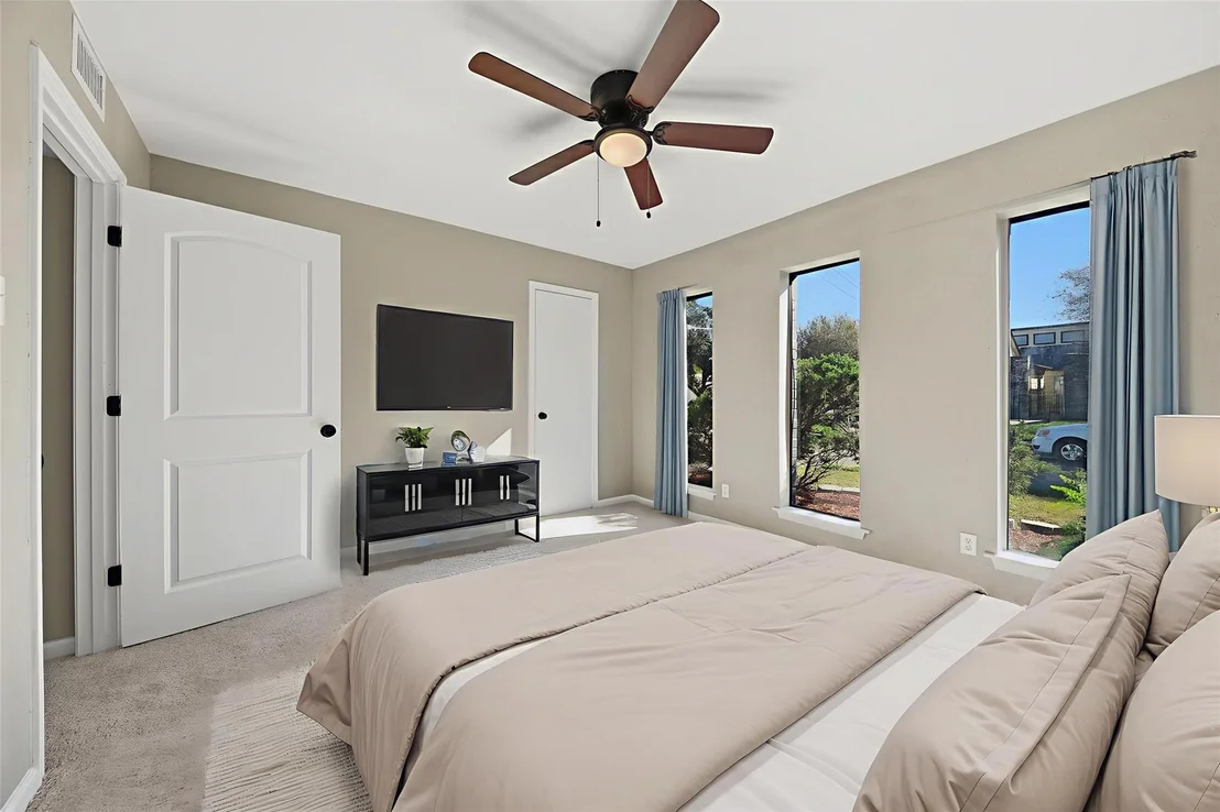Photo of 11502 Bellerive Drive