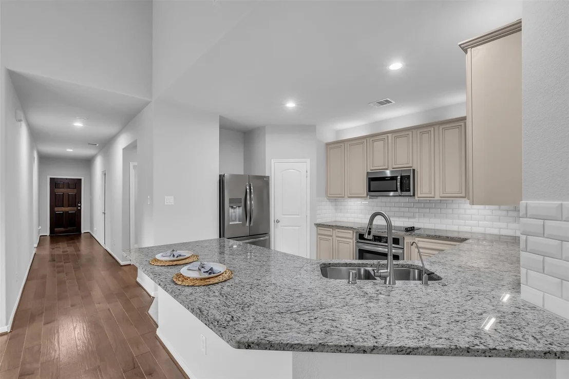 Photo of 9199 White Tail Drive