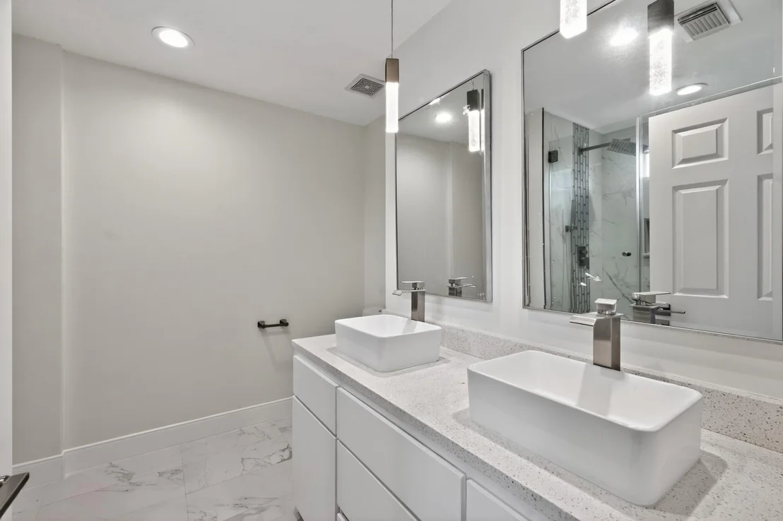 Photo of 918 Ivycroft Lane