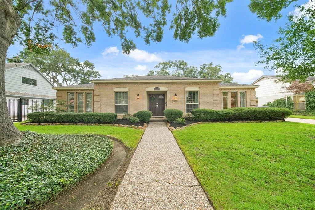 Photo of 7919 Windswept Lane