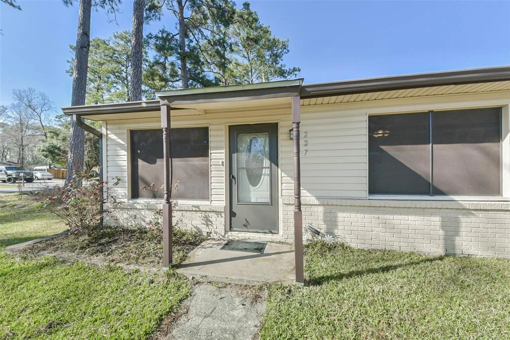 Photo of 227 Cherry Valley Drive