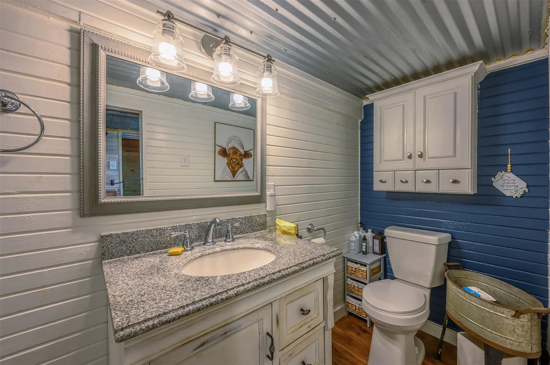 Photo of 240 Private Road 5515