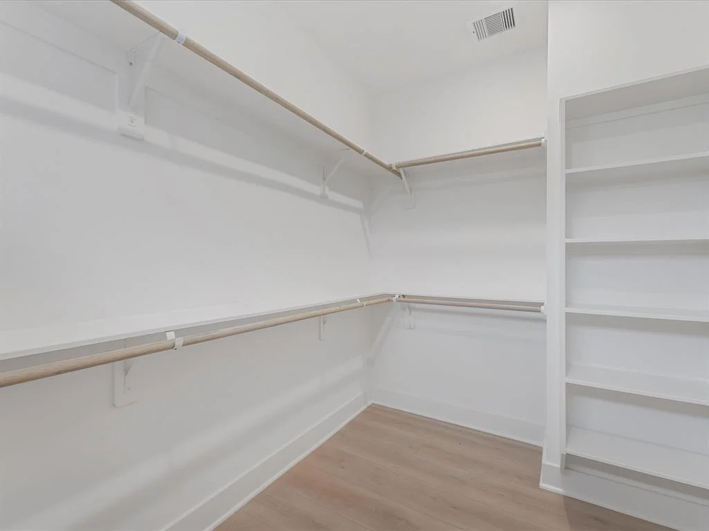Photo of 5014 Golden Forest Drive