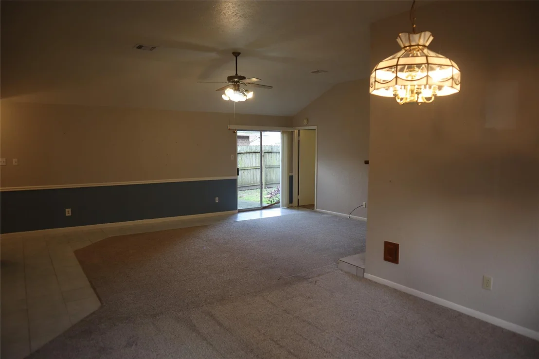 Photo of 2931 Walnut Springs Drive