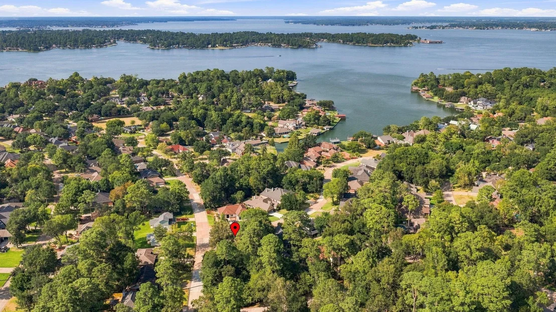 Photo of 101 Lakeside Drive