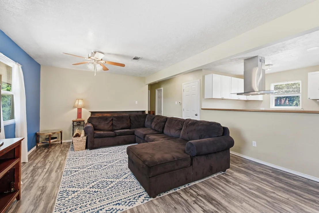 Photo of 12931 Park Road 57