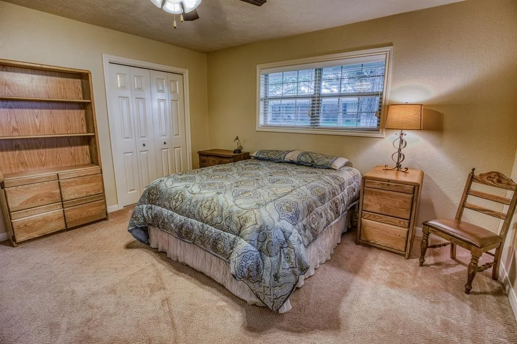 Photo of 1302 Woodson Lane