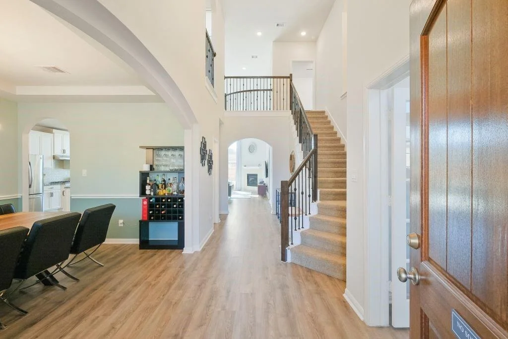 Photo of 8710 Grasswren Road