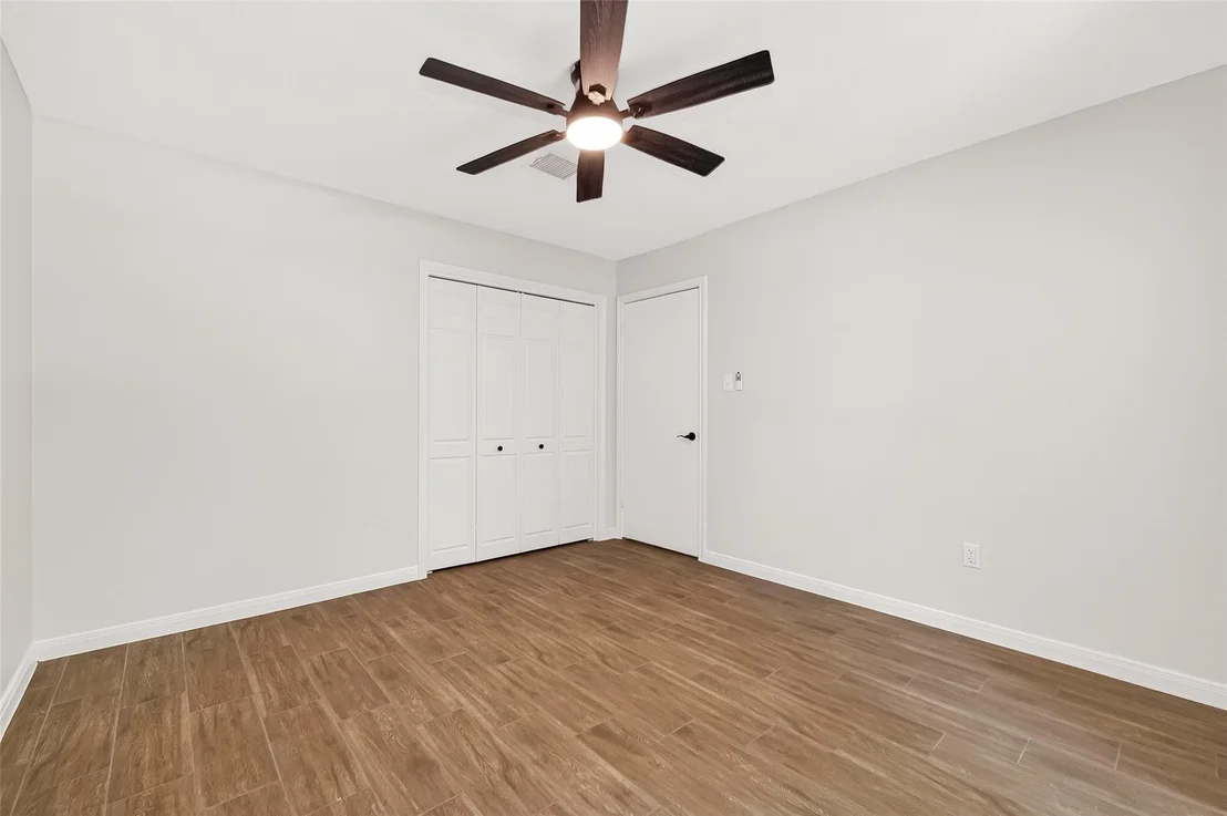 Photo of 247 Castlewood Drive