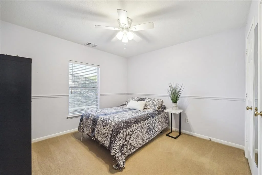 Photo of 1417 Lamplight Trail Drive