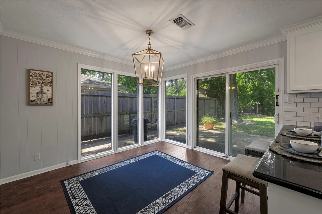 Photo of 515 Azaleadell Drive